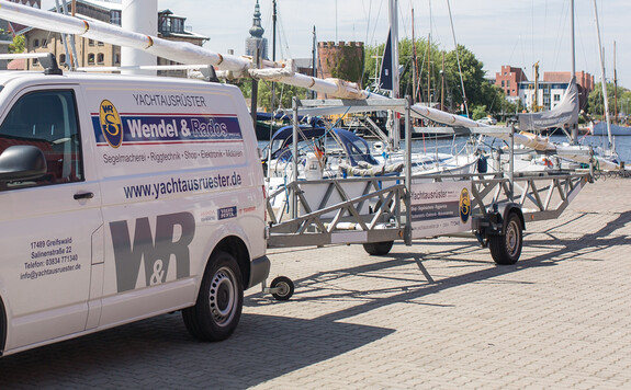 New: Rent a mast trailer and liferaft
