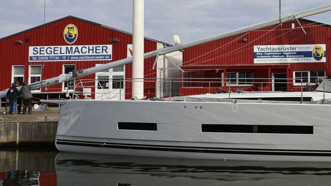 Headerbild: Yacht Typ Hanse 590